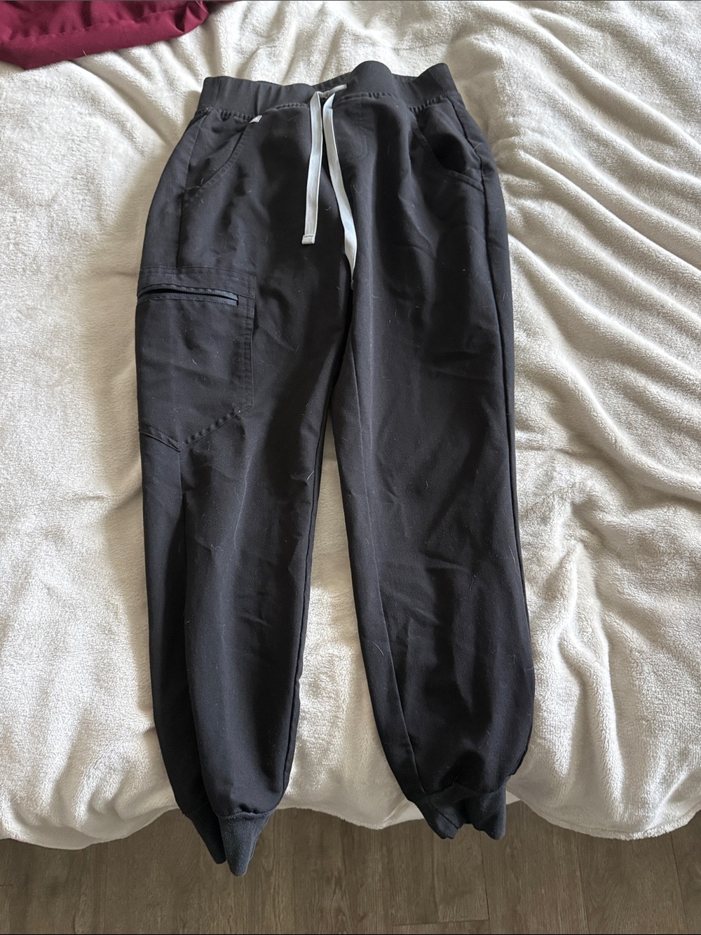 Figs xxsp petite black joggers